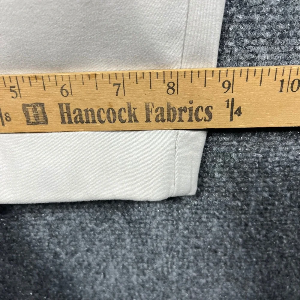 Dockers‎ Comfort Khaki Pants Mens 38x30 Stone Relaxed Fit Pleated Stretch NWT